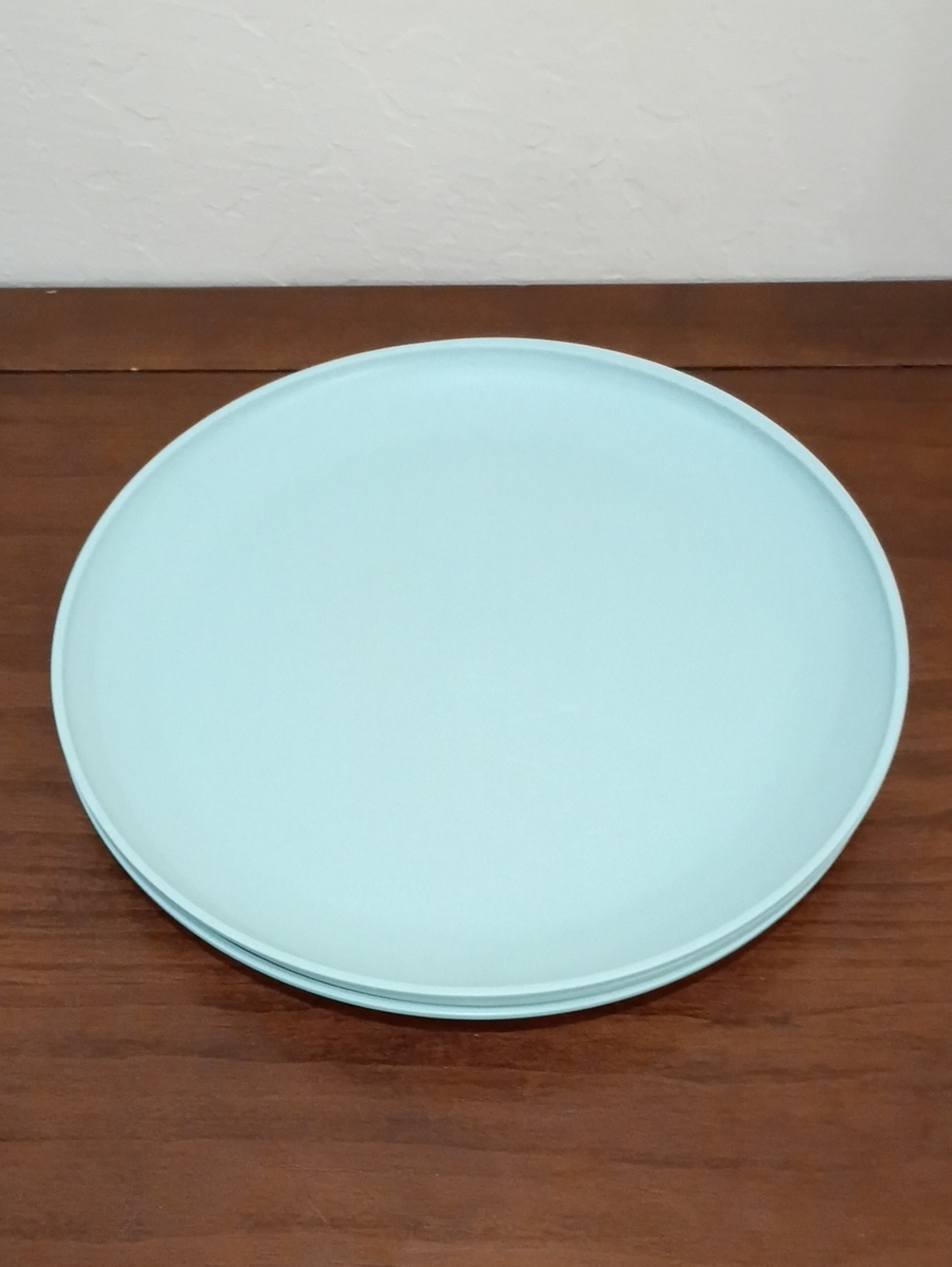 Target Room Essentials Dinnerware Set - Picture 2 of 9
